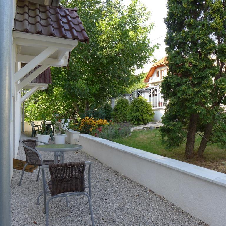 Villa Astoria Balatongyorok Exterior photo